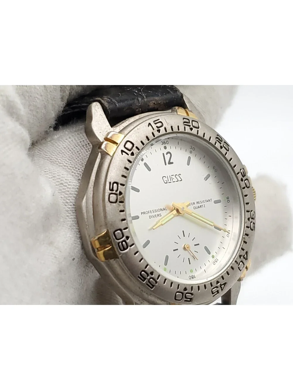 Vintage 1991 Guess Quartz Watch New Battery Diver Style Silver Tone 34mm